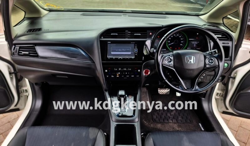 
								HONDA SHUTTLE ( 4WD HYBRID Z HONDA SEN ) full									
