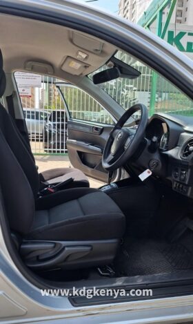TOYOTA COROLLA AXIO ( 1.5X BUSINESS PACK )