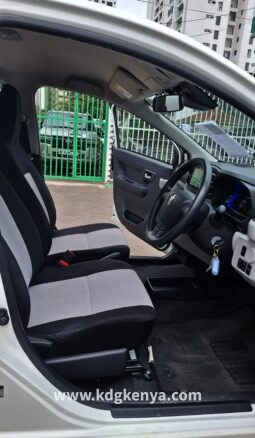 TOYOTA PIXIS EPOCH ( X SA FF ) full