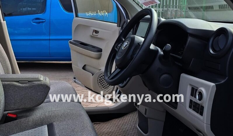 
TOYOTA PASSO FF ( X GRADE ) full									