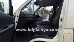 
										TOYOTA REGIUS ACE ( 4WD DX ) full									