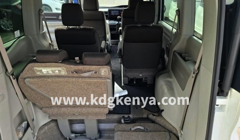 
								HONDA STEPWAGON ( 2WD) full									