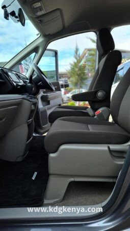 
										HONDA STEPWAGON ( B GRADE ) full									