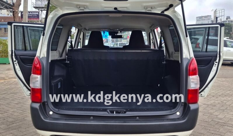 
TOYOTA PROBOX full									