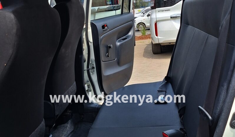 
								TOYOTA SUCCEED VAN full									