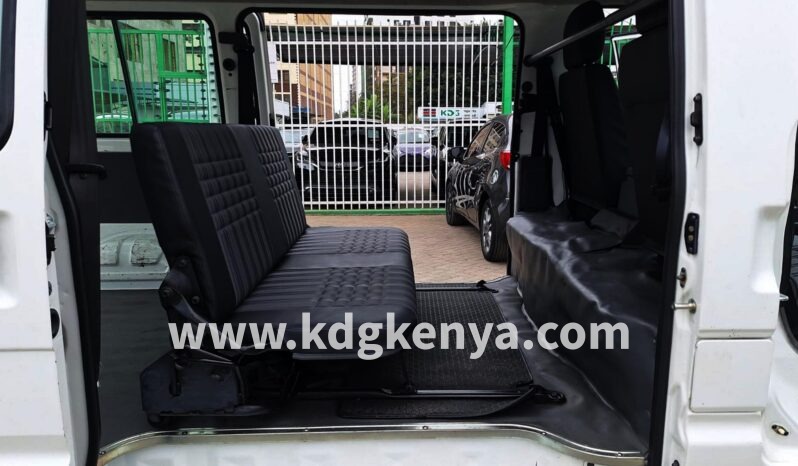 
								MAZDA BONGO full									