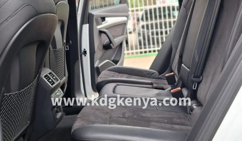 
AUDI Q5 full									