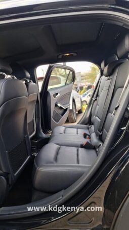 
										MERCEDES-BENZ  ( GLA220  ) full									