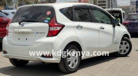 NISSAN NOTE ( E POWER B )