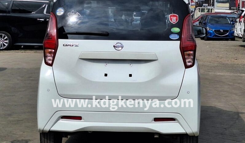 
								NISSAN DAYZ  ( 2WD ) full									