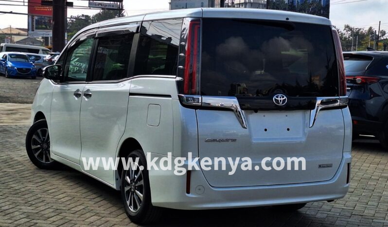 
								TOYOTA ESQUIRE full									