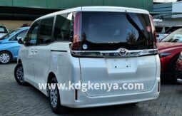 
										TOYOTA NOAH full									