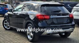 
										MERCEDES-BENZ  ( GLA220  ) full									