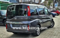 
										HONDA STEPWAGON ( B GRADE ) full									