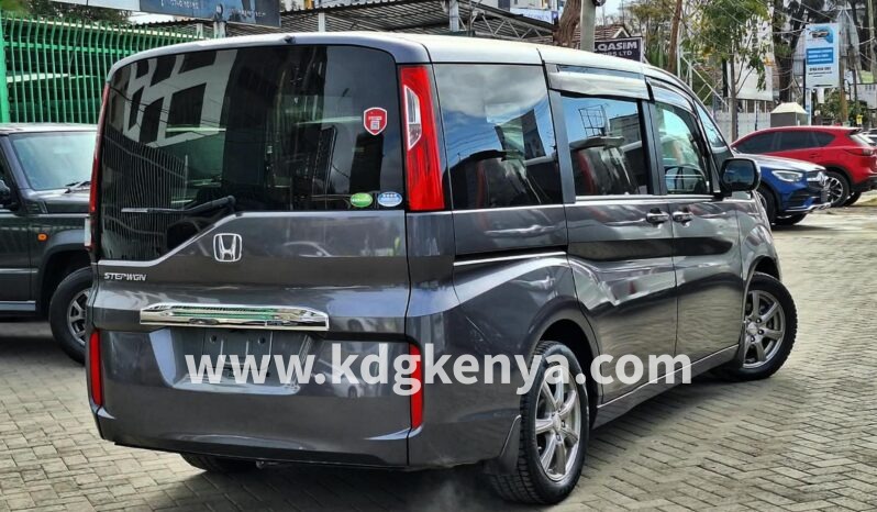 
								HONDA STEPWAGON ( B GRADE ) full									
