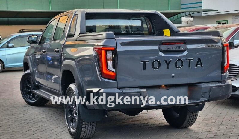 
								TOYOTA HILUX ( TRAVO 1GD-FTV 2.8L ) full									