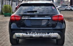 
										MERCEDES-BENZ  ( GLA220  ) full									