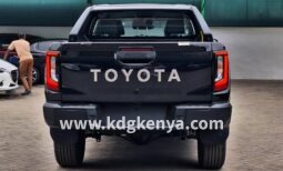 TOYOTA HILUX ( TRAVO 1GD-FTV 2.8L ) full