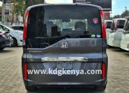 
										HONDA STEPWAGON ( B GRADE ) full									