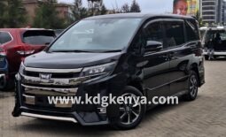 TOYOTA NOAH  ( G GRADE 2WD )