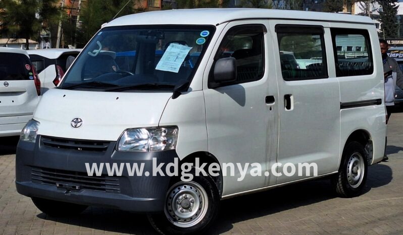 
								TOYOTA LITEACE VAN 2WD ( DX ) full									
