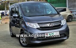 HONDA STEPWAGON ( B GRADE )