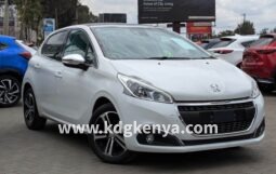 PEUGOT 208