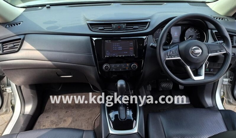 
								NISSAN X-TRAIL FULL 4WD ( 20S ) full									