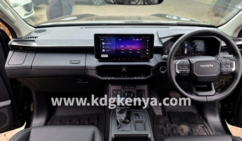 
TOYOTA HILUX ( TRAVO 1GD-FTV 2.8L ) full									