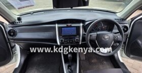 TOYOTA COROLLA FIELDER ( HYBRID FF )