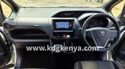 TOYOTA NOAH full