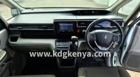 HONDA STEPWAGON ( 2WD)