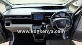 HONDA STEPWAGON ( B GRADE )