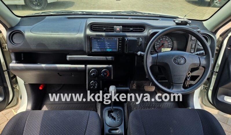 
								TOYOTA SUCCEED VAN full									