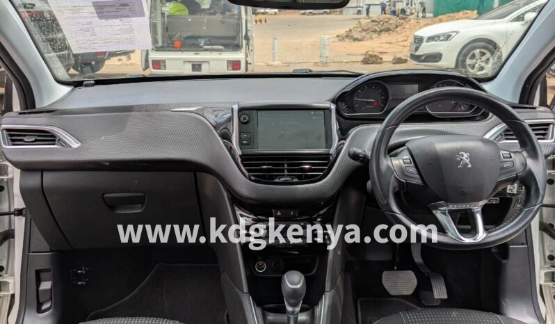 
PEUGOT 208 full									