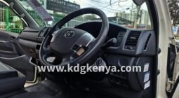 TOYOTA REGIUS ACE ( 4WD DX )