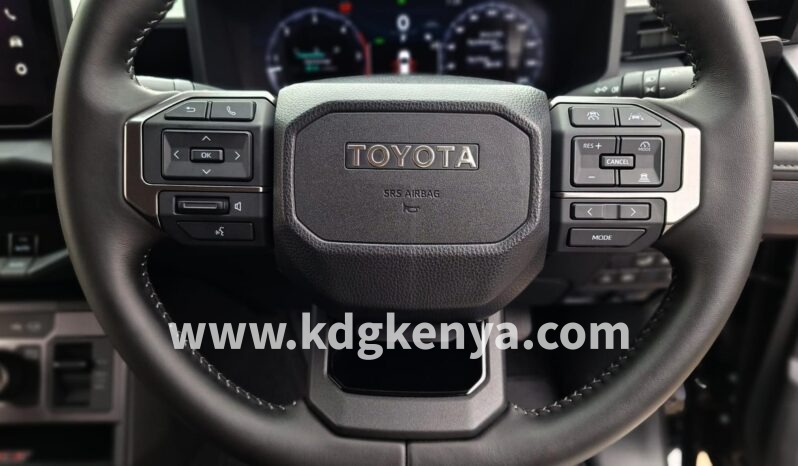 
TOYOTA HILUX ( TRAVO 1GD-FTV 2.8L ) full									