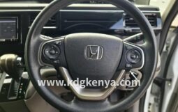 HONDA STEPWAGON ( 2WD)