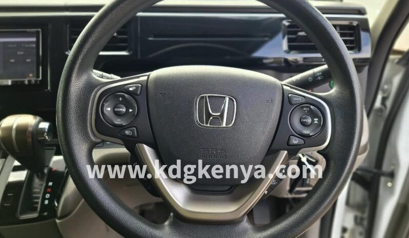
								HONDA STEPWAGON ( 2WD) full									