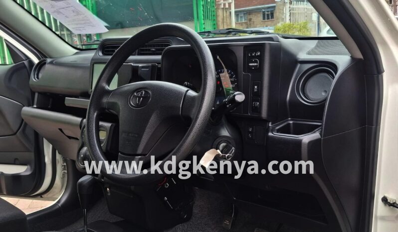 
TOYOTA PROBOX full									