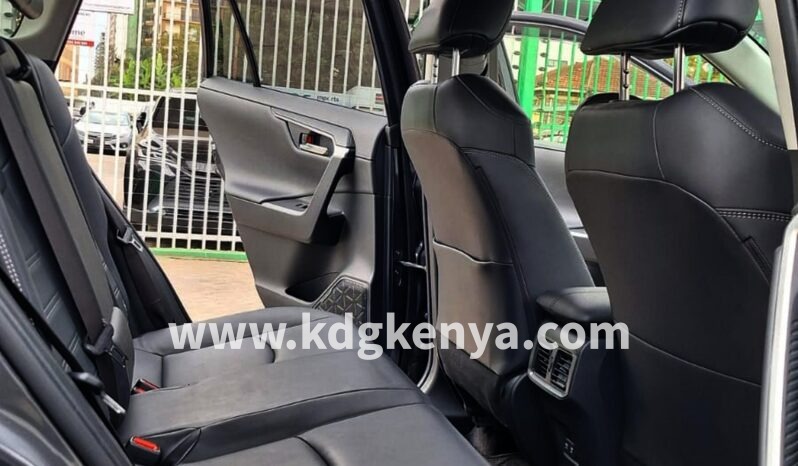 
								TOYOTA RAV 4 FULL4WD ( HYBRID G ) full									
