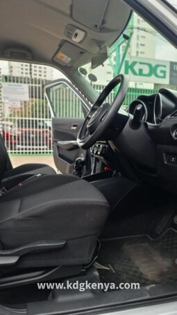 
										SUZUKI SWIFT ( XG GRADE ) full									