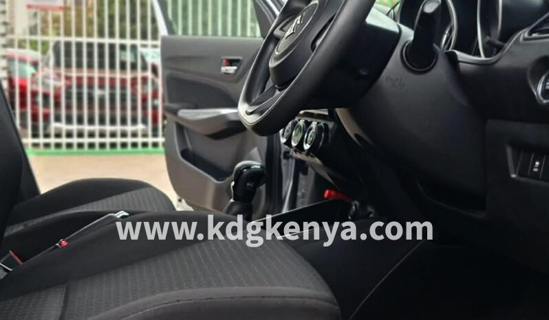
								SUZUKI SWIFT ( XG GRADE ) full									