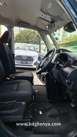 
										TOYOTA ROOMY ( CUSTOM G-T ) full									