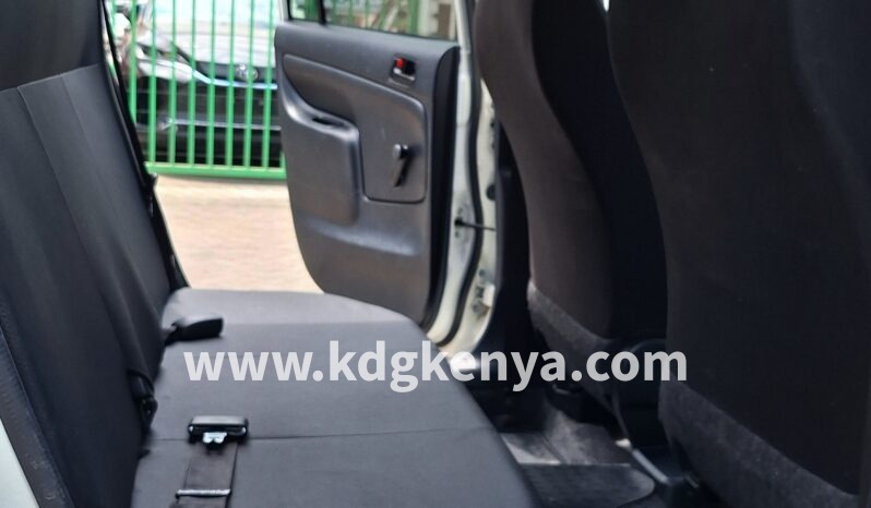 
								TOYOTA SUCCEED VAN full									