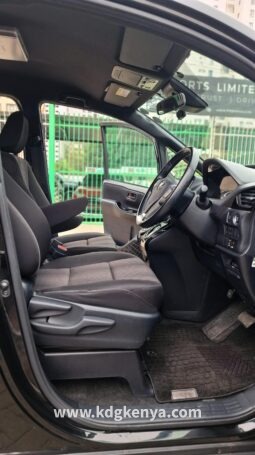 
										TOYOTA NOAH  ( G GRADE 2WD ) full									