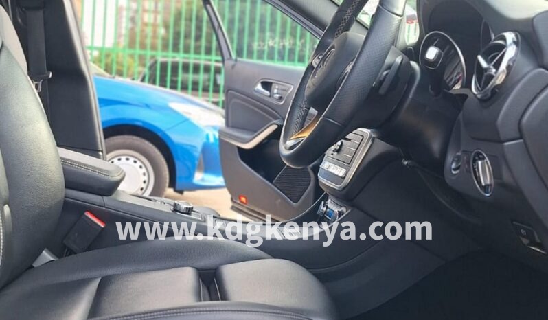 
								MERCEDES-BENZ  ( GLA220  ) full									