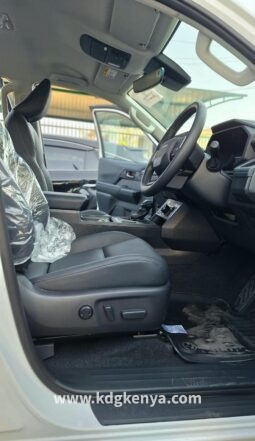 TOYOTA HILUX ( TRAVO 1GD-FTV 2.8L ) full