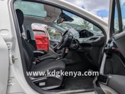 
PEUGOT 208 full									
