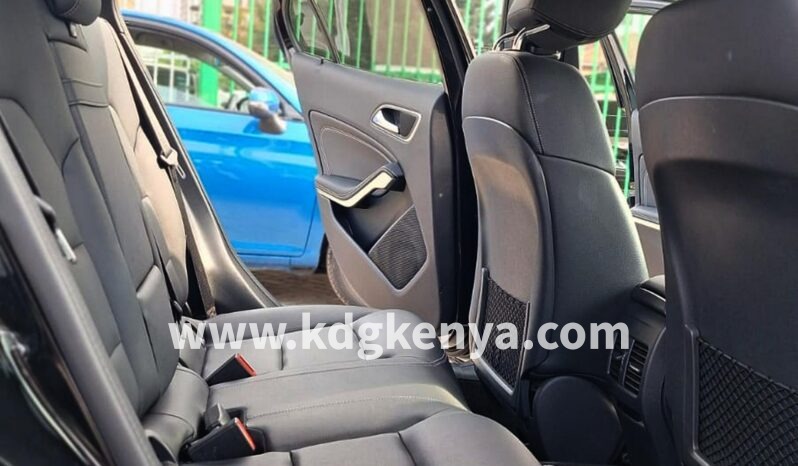 
								MERCEDES-BENZ  ( GLA220  ) full									